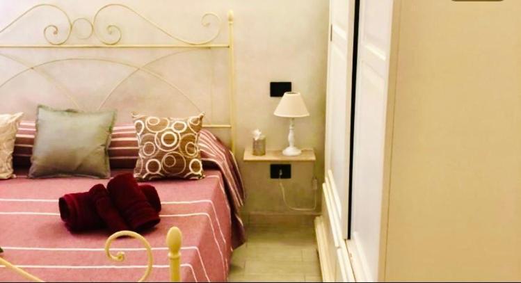 Exclusive Use- Uso Esclusivo - La Maison De Gioel - Entire House - Intera Casa - With Kitchenette - Con Cucinino - With Washing Machine - Con Lavatrice - Free Public Parking In Front Of The House - Parcheggio Pubblico Gratuito Difronte Casa Appartamento Olbia